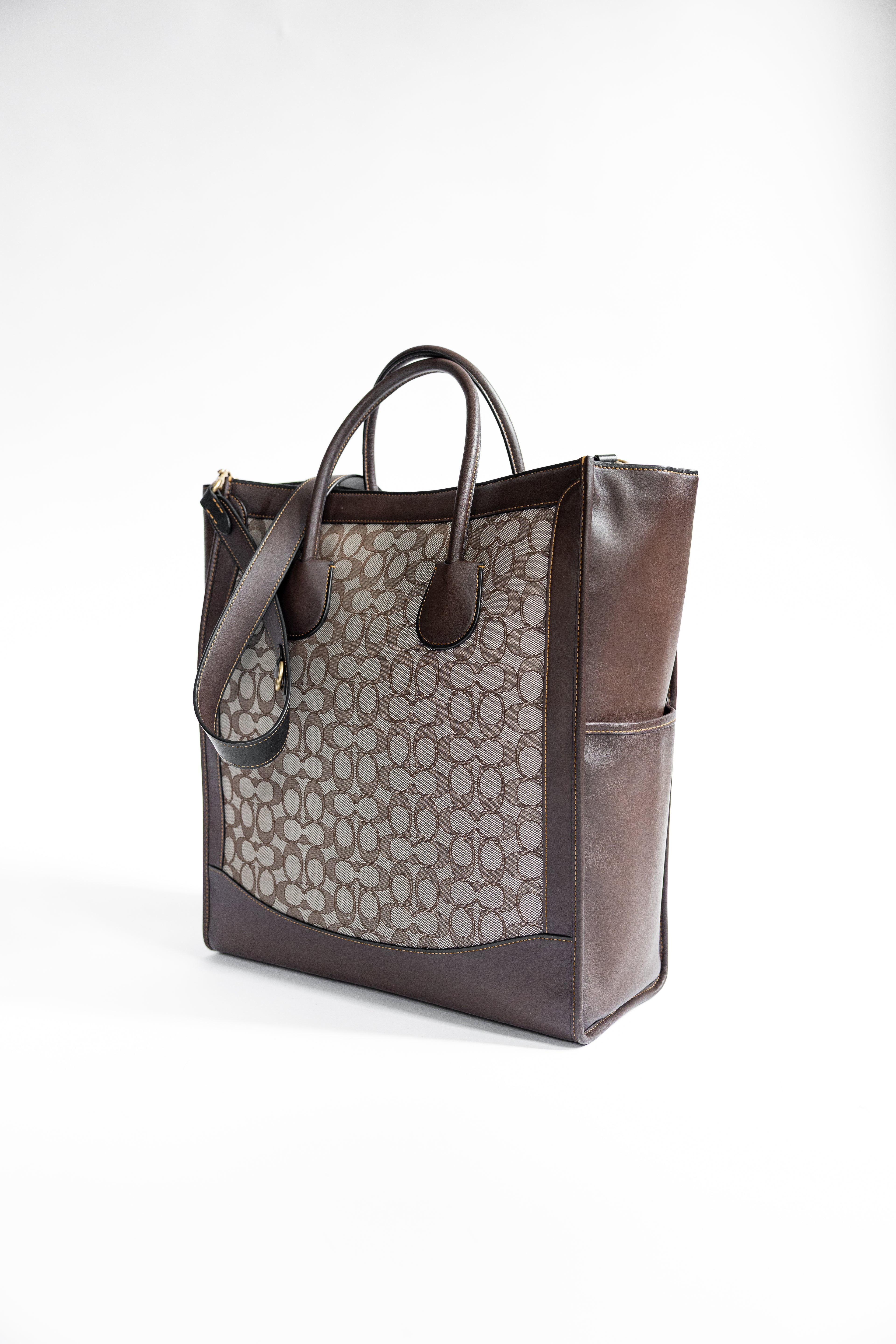 Coach Signature Canvas Tote