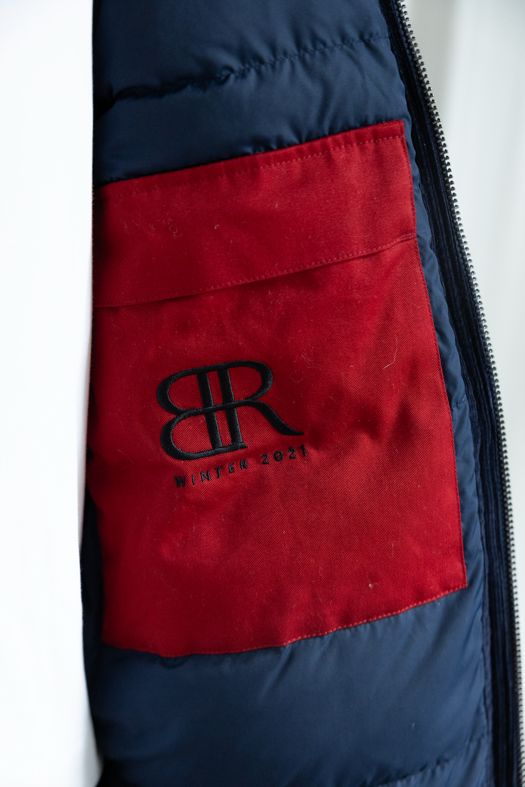 Banana Republic Winter 2021 Navy Corduroy Puffer